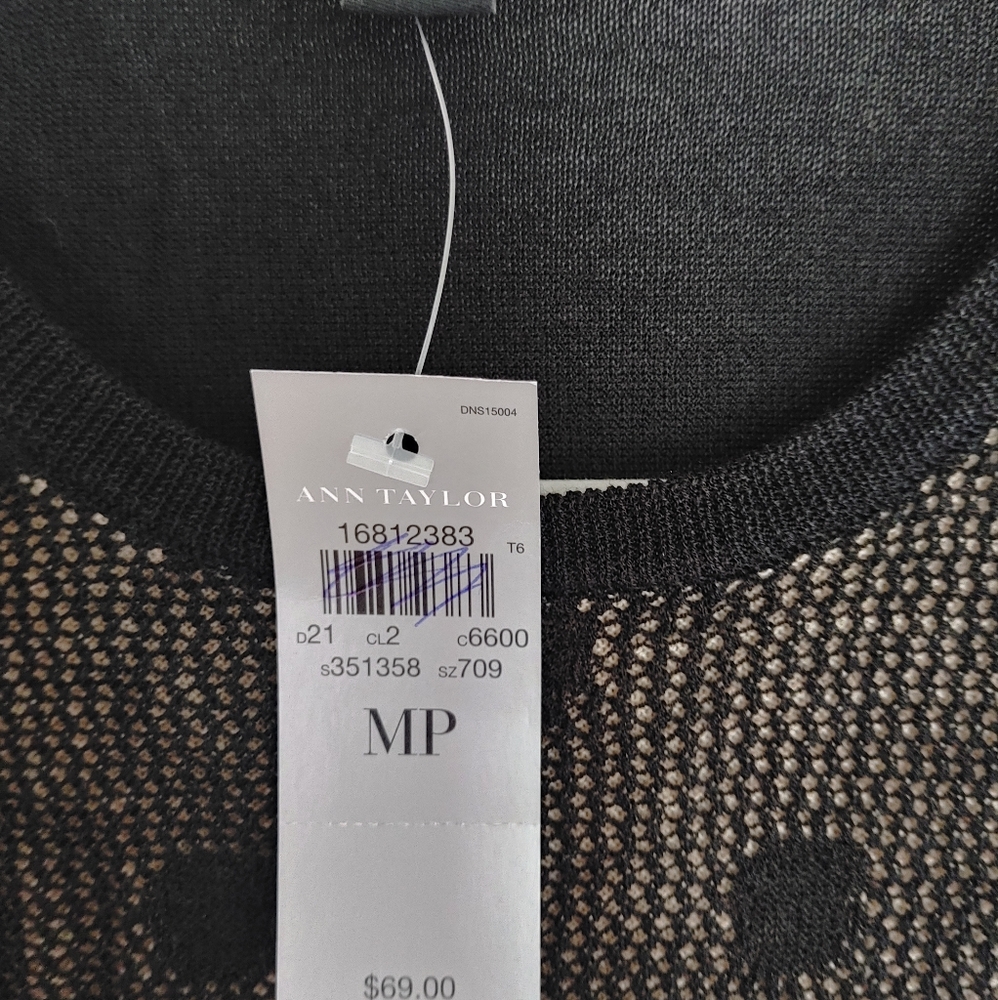 Ann Taylor Petite Sleeveless Top - Picture 3 of 3